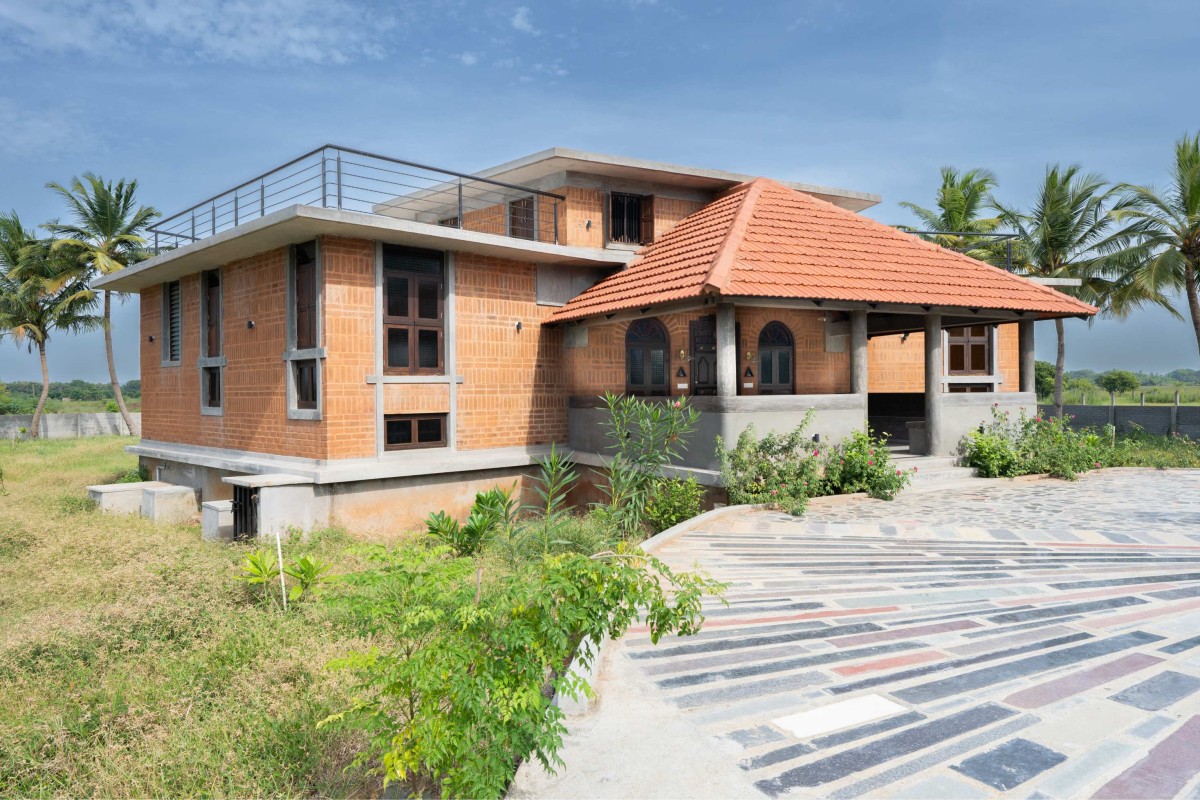 Why Farmhouse Investments Are Growing in Popularity | Yashree Properties