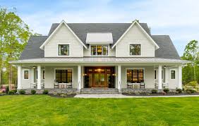 Why Farmhouse Properties Are Gaining Attention